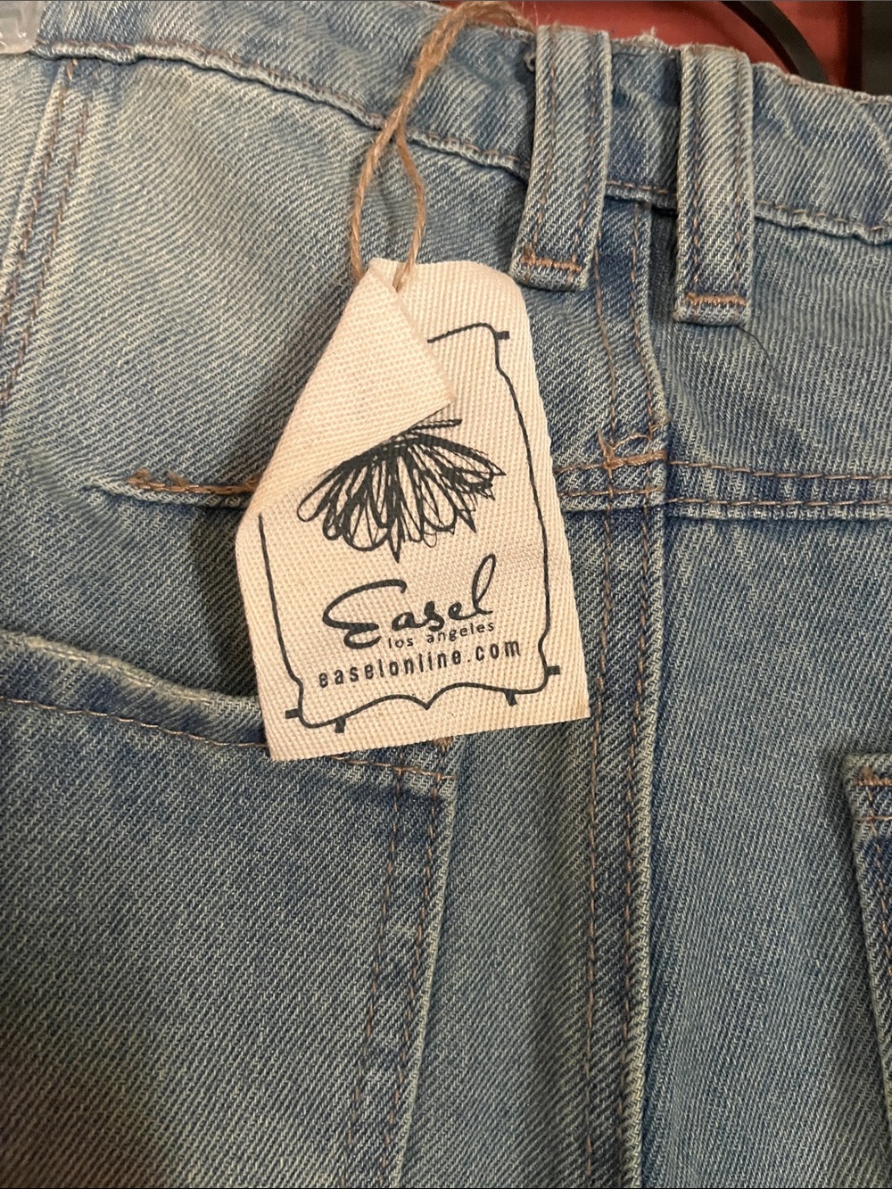 Easel Light Blue Star Leg Jeans: Size Medium - Picture 7 of 10